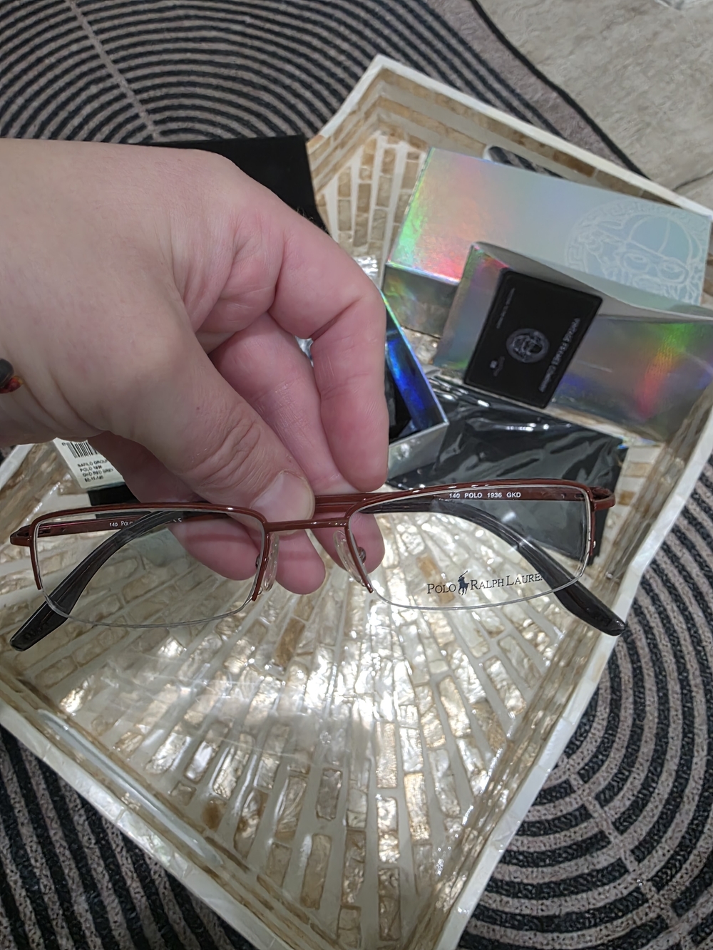 Rectangular Metal Frame Eyeglasses - Picture 4 of 9